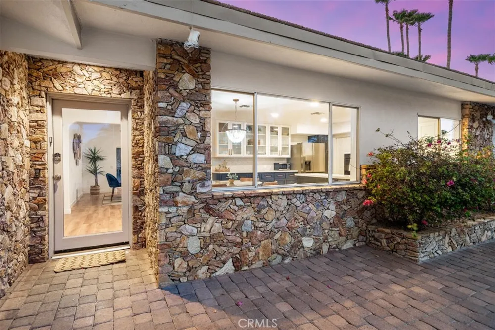 2553 Cardillo Avenue Palm Springs, CA 92262