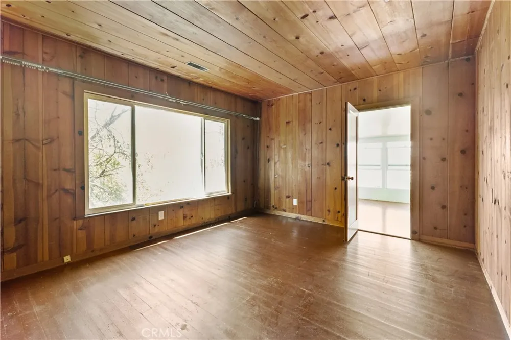 12833 Castle Court Drive Lakeside, CA 92040
