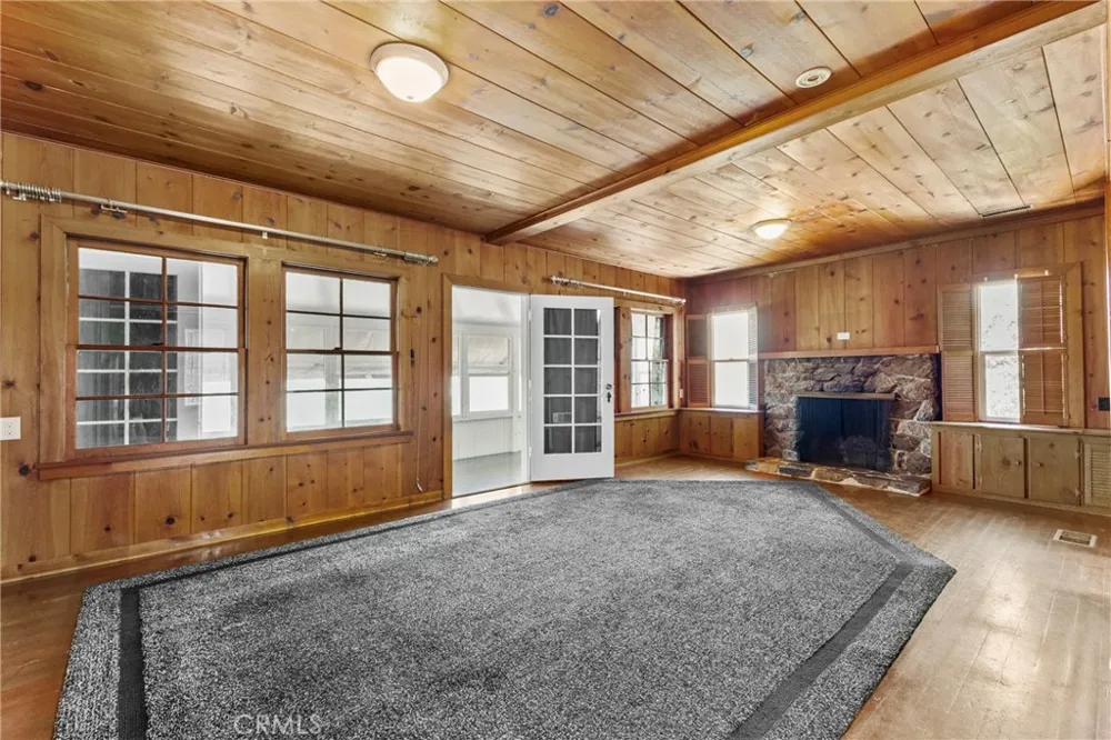 12833 Castle Court Drive Lakeside, CA 92040