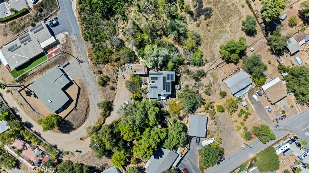 12833 Castle Court Drive Lakeside, CA 92040