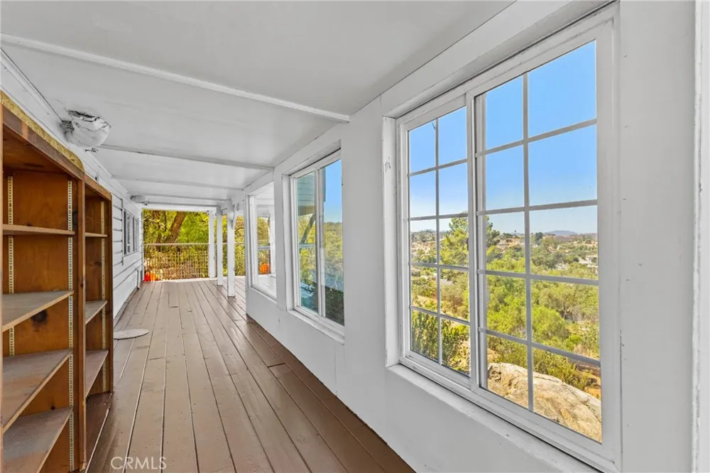 12833 Castle Court Drive Lakeside, CA 92040
