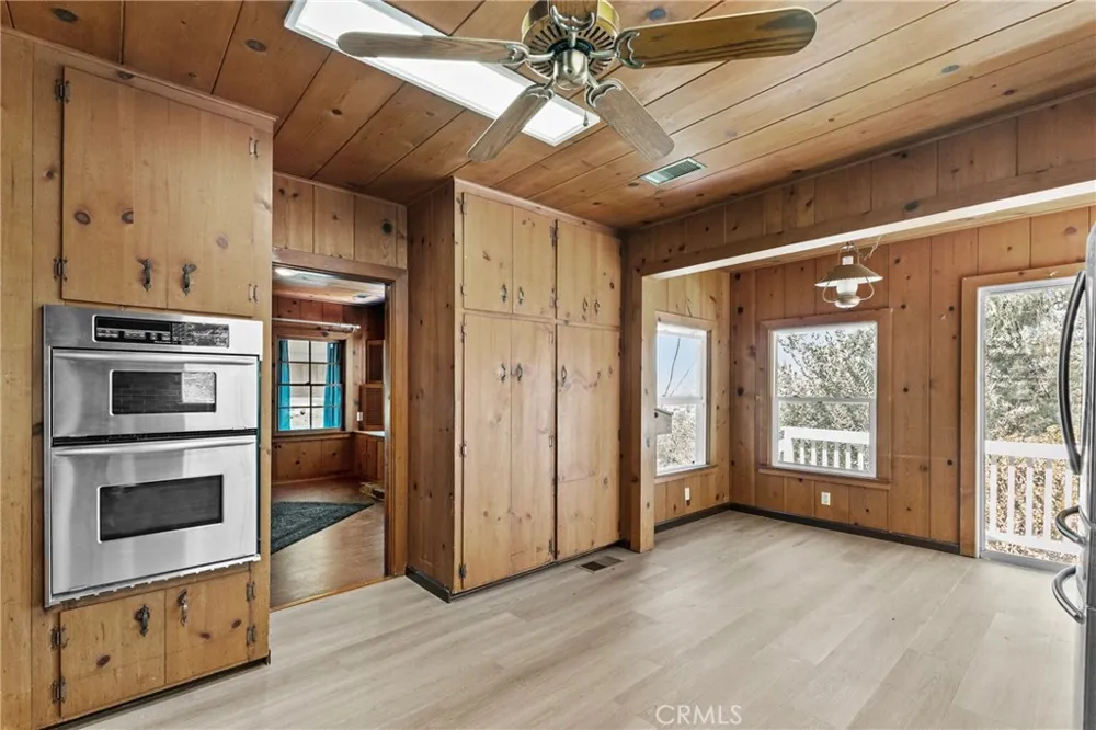 12833 Castle Court Drive Lakeside, CA 92040