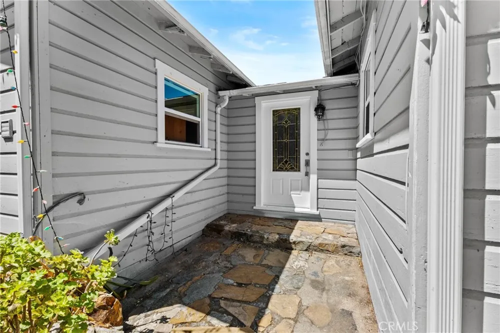 12833 Castle Court Drive Lakeside, CA 92040
