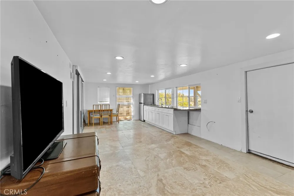 12833 Castle Court Drive Lakeside, CA 92040