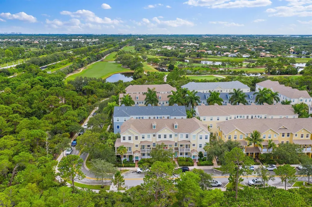 356 W Thatch Palm Circle #105 Jupiter, FL 33458