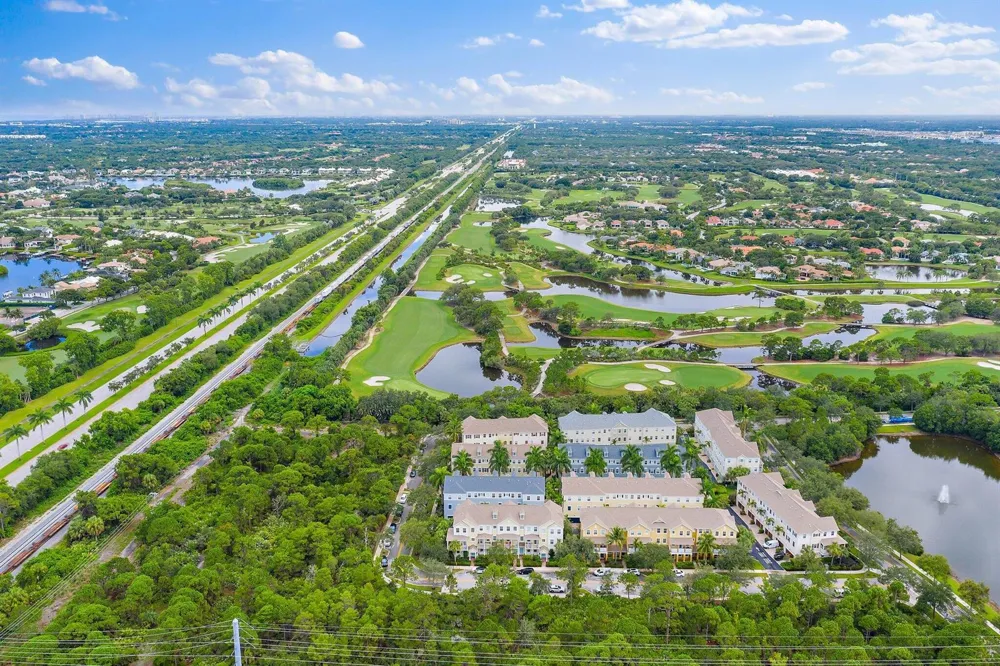 356 W Thatch Palm Circle #105 Jupiter, FL 33458