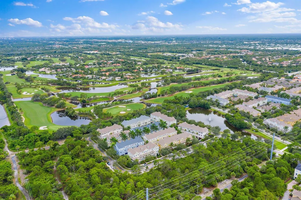 356 W Thatch Palm Circle #105 Jupiter, FL 33458
