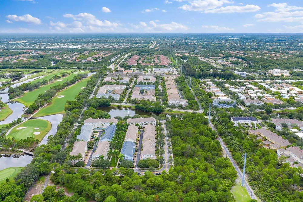 356 W Thatch Palm Circle #105 Jupiter, FL 33458