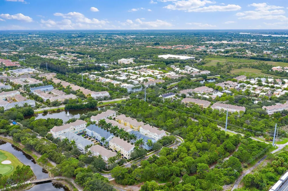 356 W Thatch Palm Circle #105 Jupiter, FL 33458