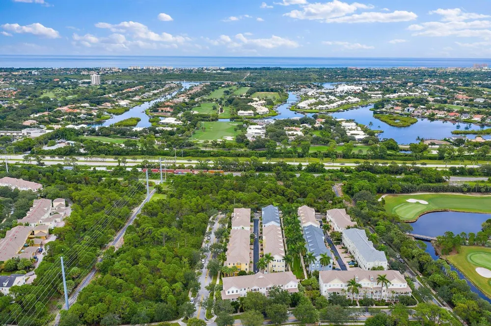 356 W Thatch Palm Circle #105 Jupiter, FL 33458