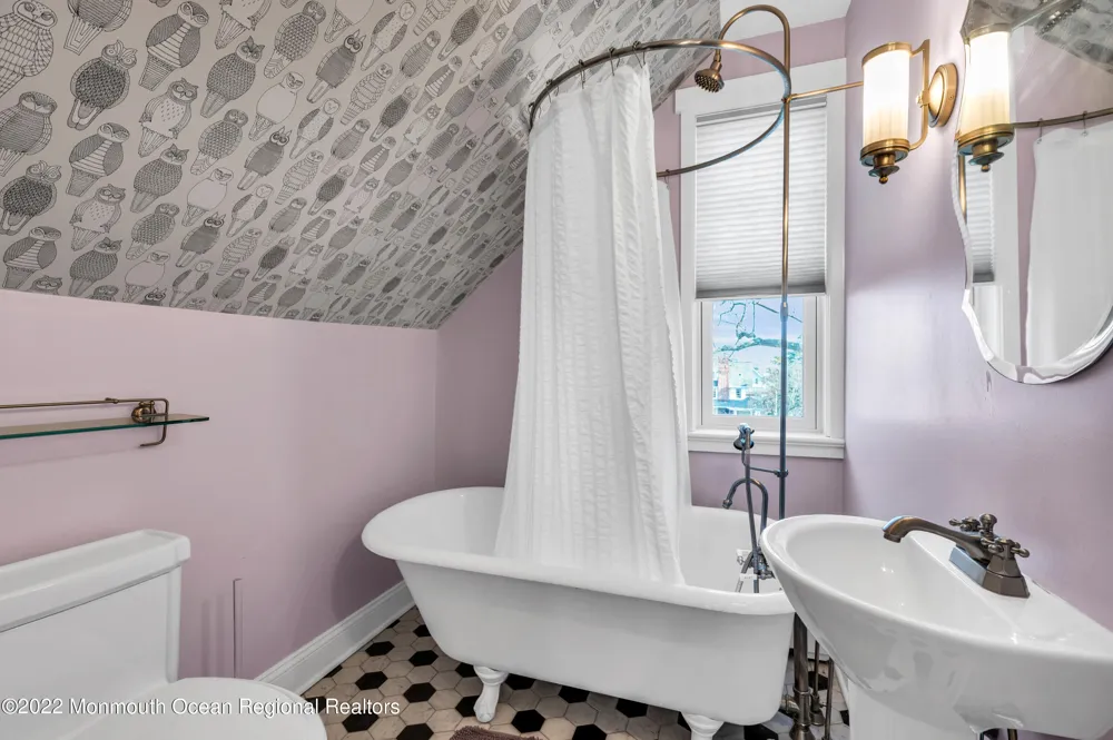 118 Madison Avenue Spring Lake, NJ 07762