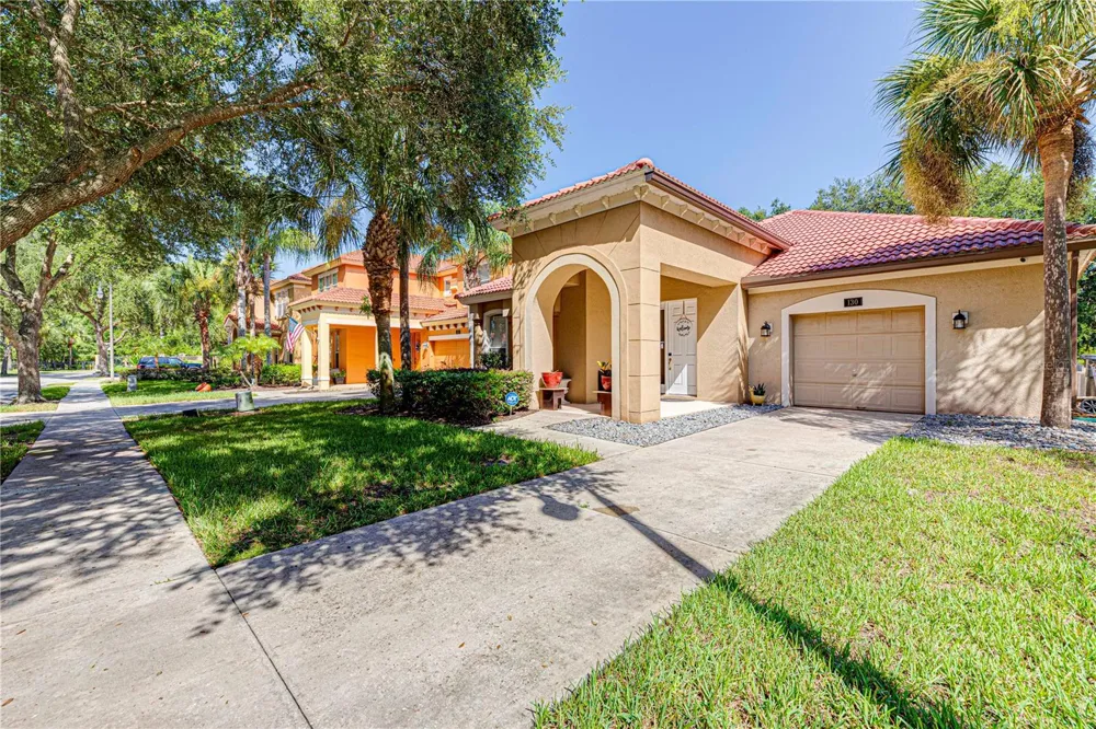 130 ORANGE COSMOS BOULEVARD Davenport, FL 33837