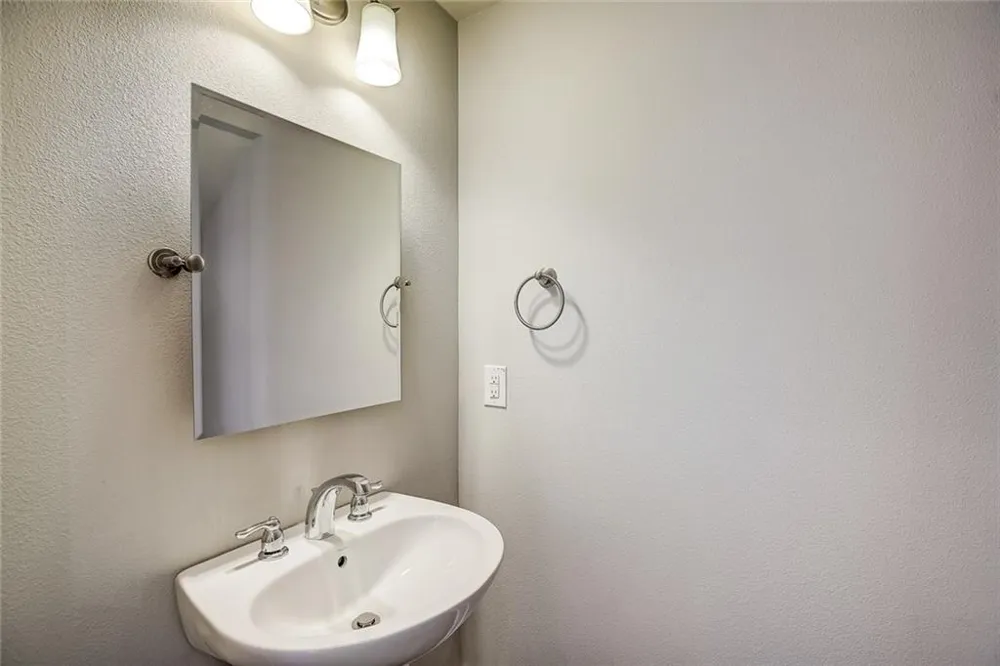 13501 Metric Boulevard #40 Austin, TX 78727