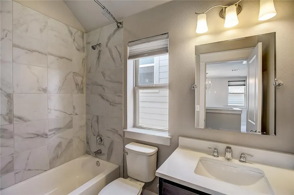 13501 Metric Boulevard #40 Austin, TX 78727