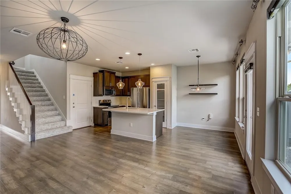 13501 Metric Boulevard #40 Austin, TX 78727