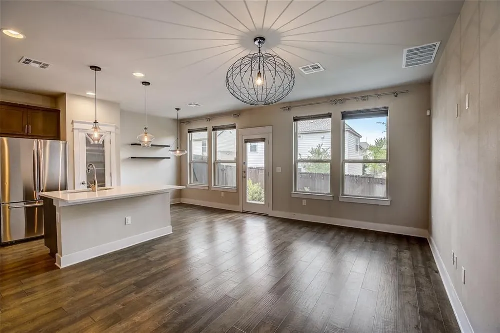 13501 Metric Boulevard #40 Austin, TX 78727