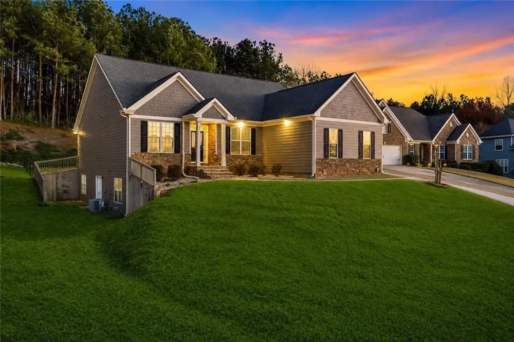 6365 Aarons Way Flowery Branch, GA 30542