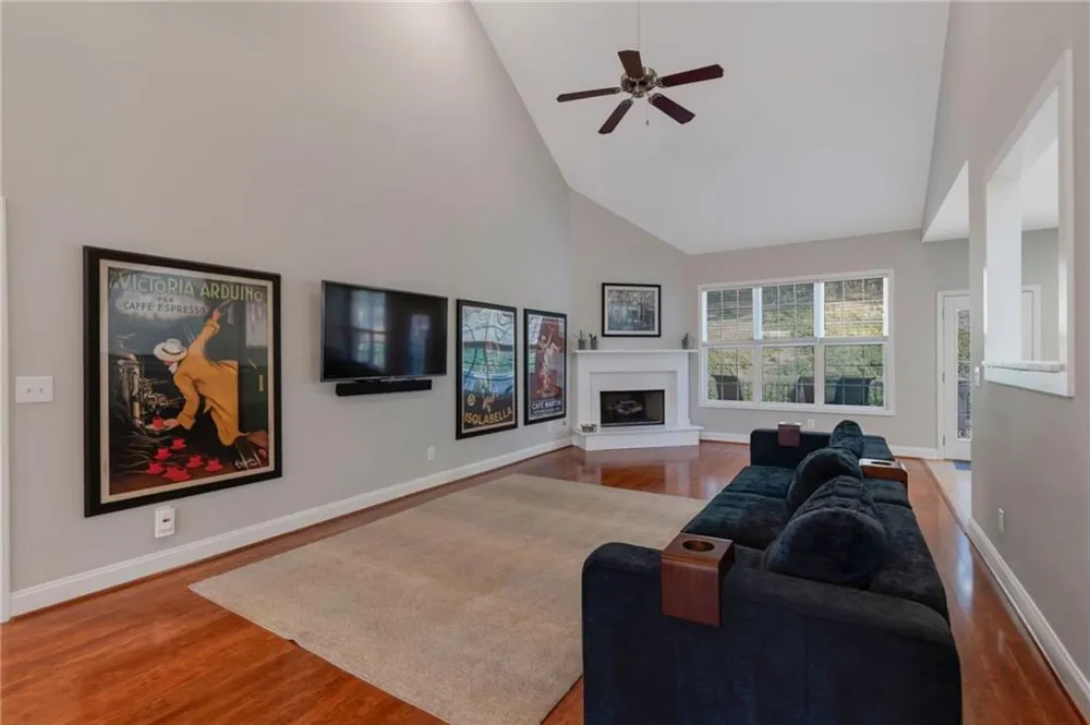 6365 Aarons Way Flowery Branch, GA 30542