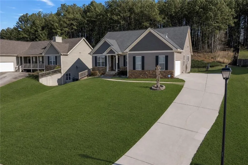 6365 Aarons Way Flowery Branch, GA 30542