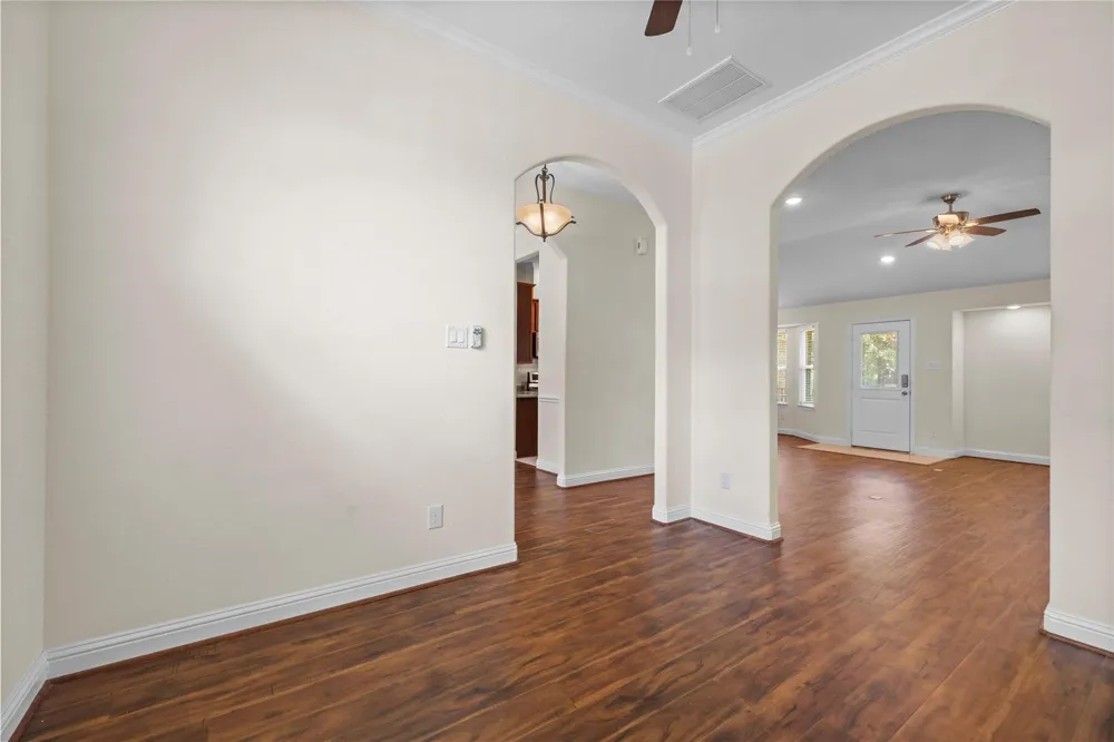 7214 Deep Forest Drive Houston, TX 77088