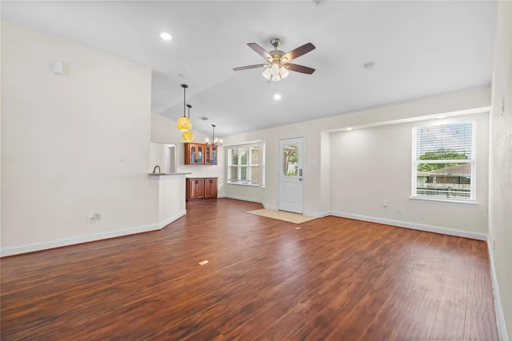 7214 Deep Forest Drive Houston, TX 77088