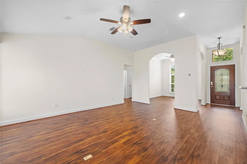 7214 Deep Forest Drive Houston, TX 77088