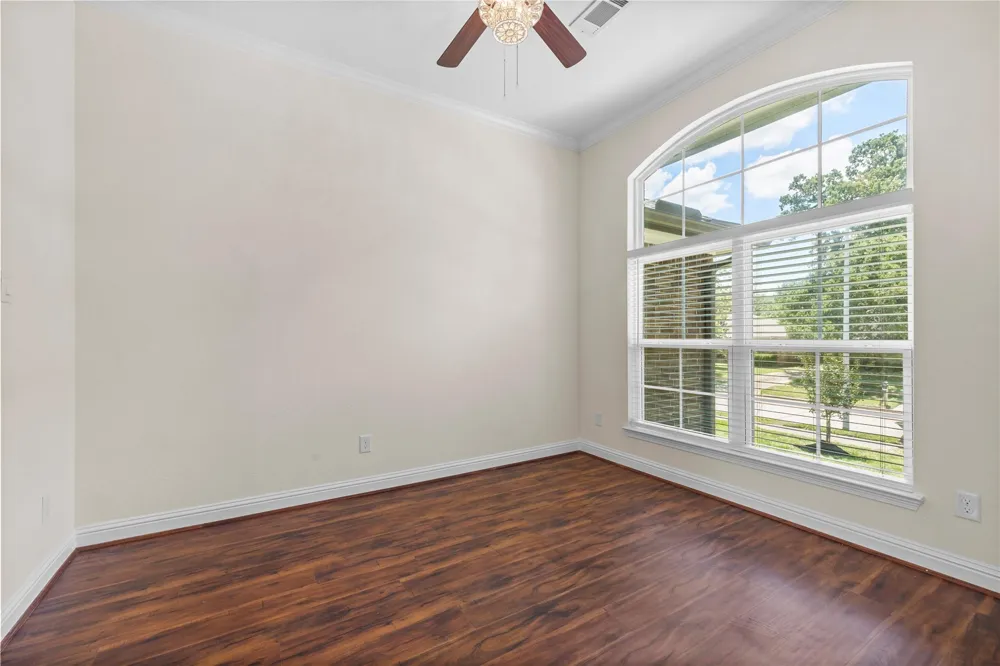 7214 Deep Forest Drive Houston, TX 77088