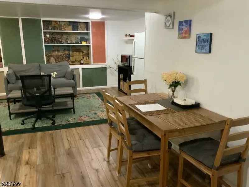 26 Winthrop Rd Franklin, NJ 08873