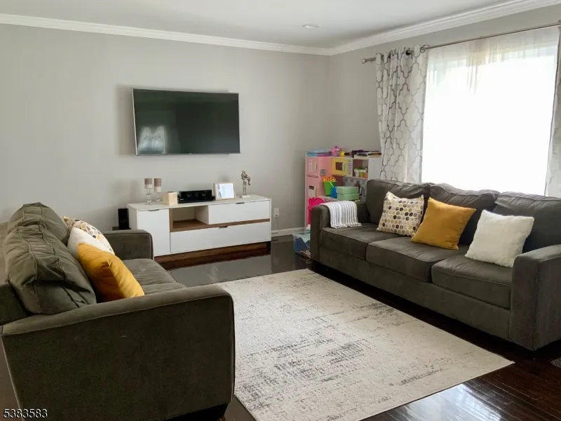 26 Winthrop Rd Franklin, NJ 08873