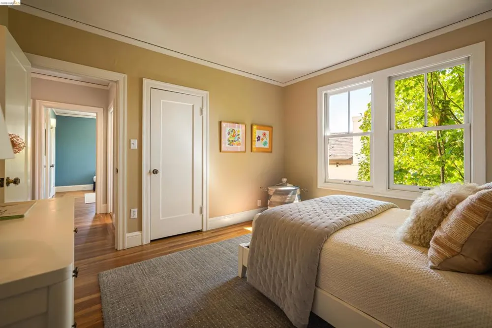 1564 Beverly Pl Berkeley, CA 94706