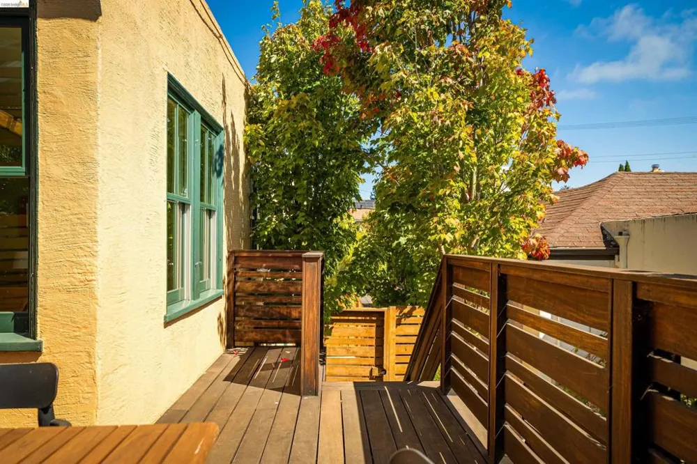1564 Beverly Pl Berkeley, CA 94706