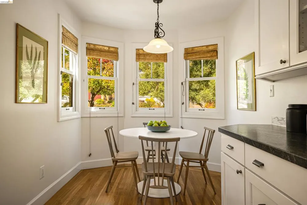 1564 Beverly Pl Berkeley, CA 94706