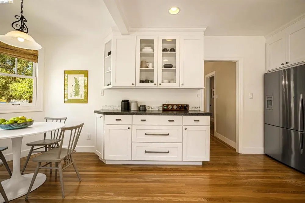 1564 Beverly Pl Berkeley, CA 94706