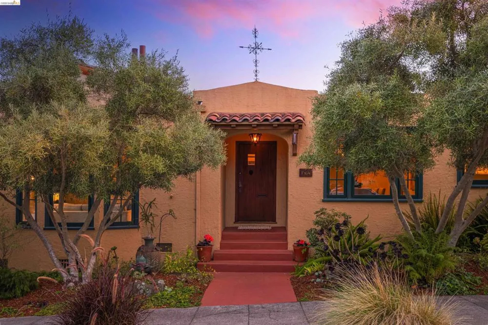 1564 Beverly Pl Berkeley, CA 94706
