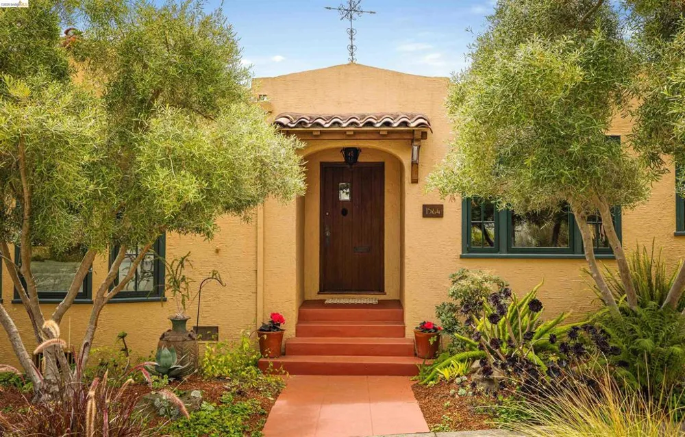 1564 Beverly Pl Berkeley, CA 94706