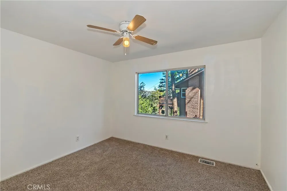 129 Zermat #A Crestline, CA 92325