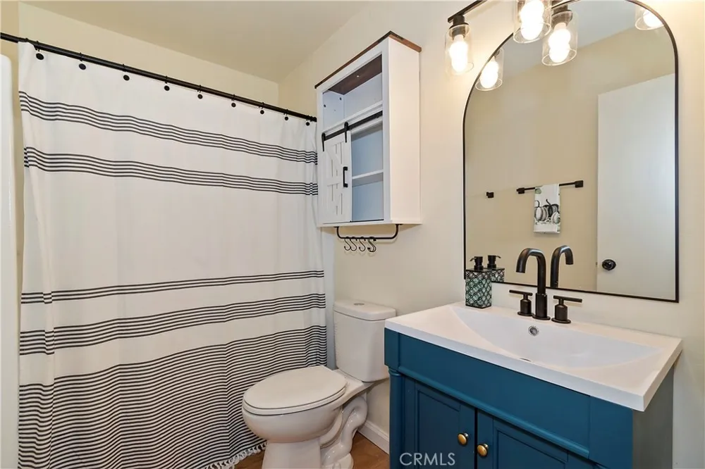 129 Zermat #A Crestline, CA 92325