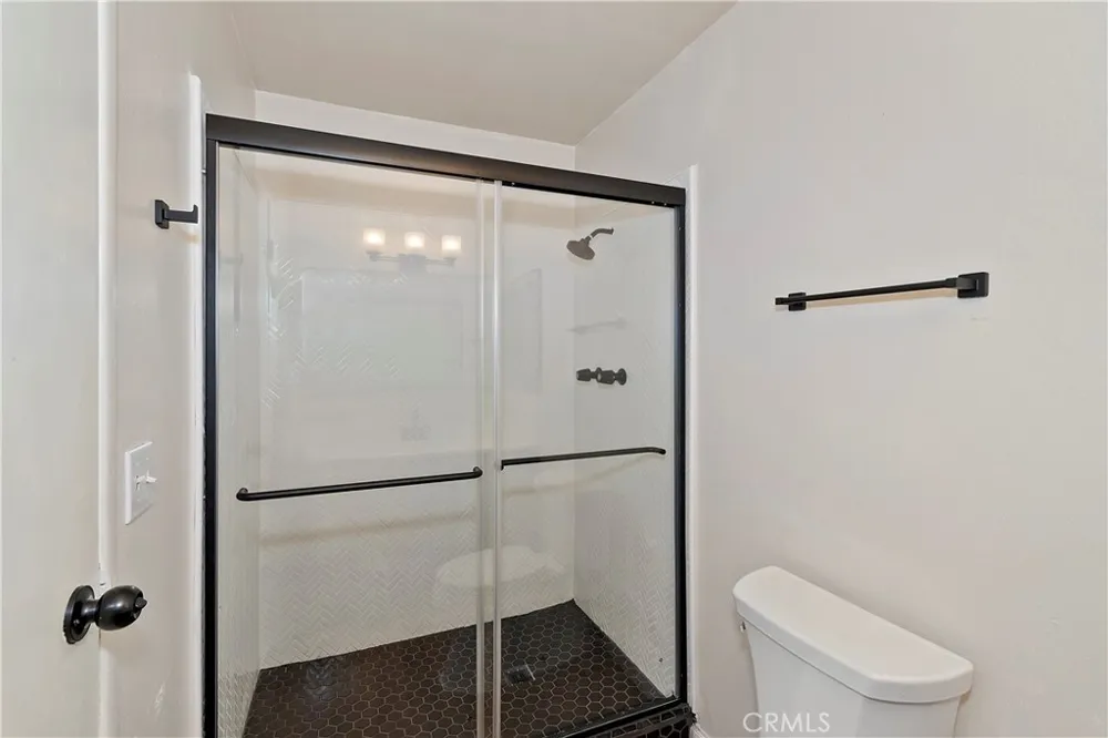 129 Zermat #A Crestline, CA 92325