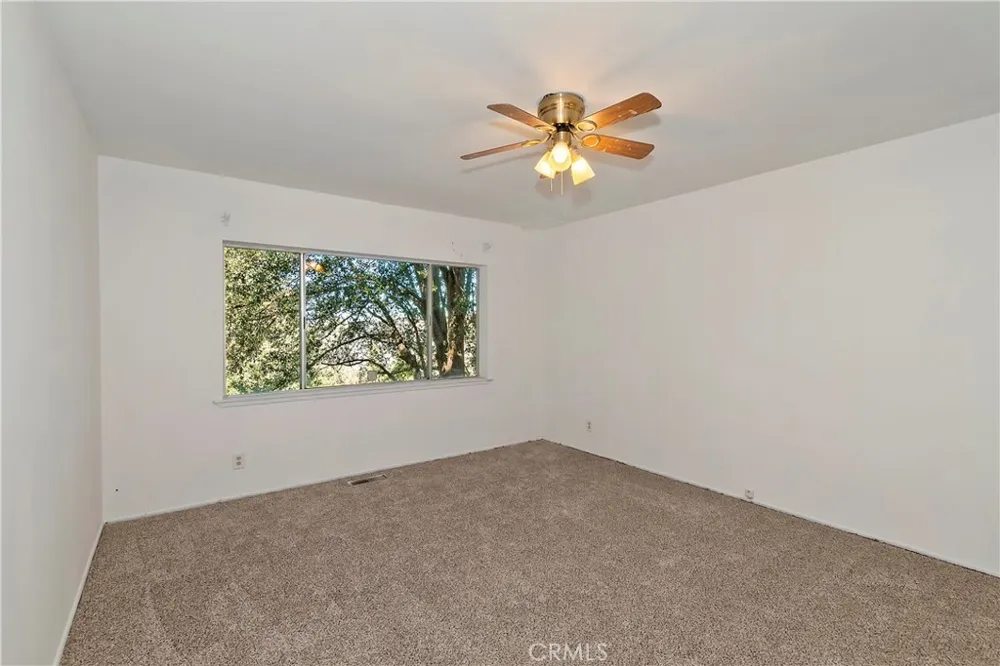 129 Zermat #A Crestline, CA 92325