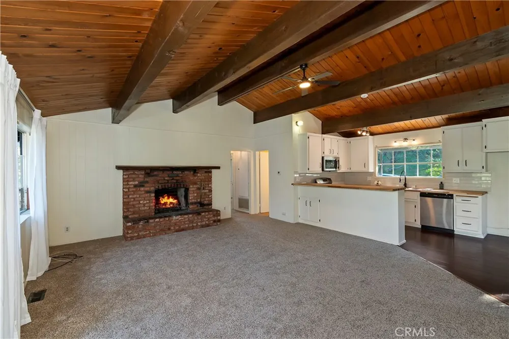 129 Zermat #A Crestline, CA 92325