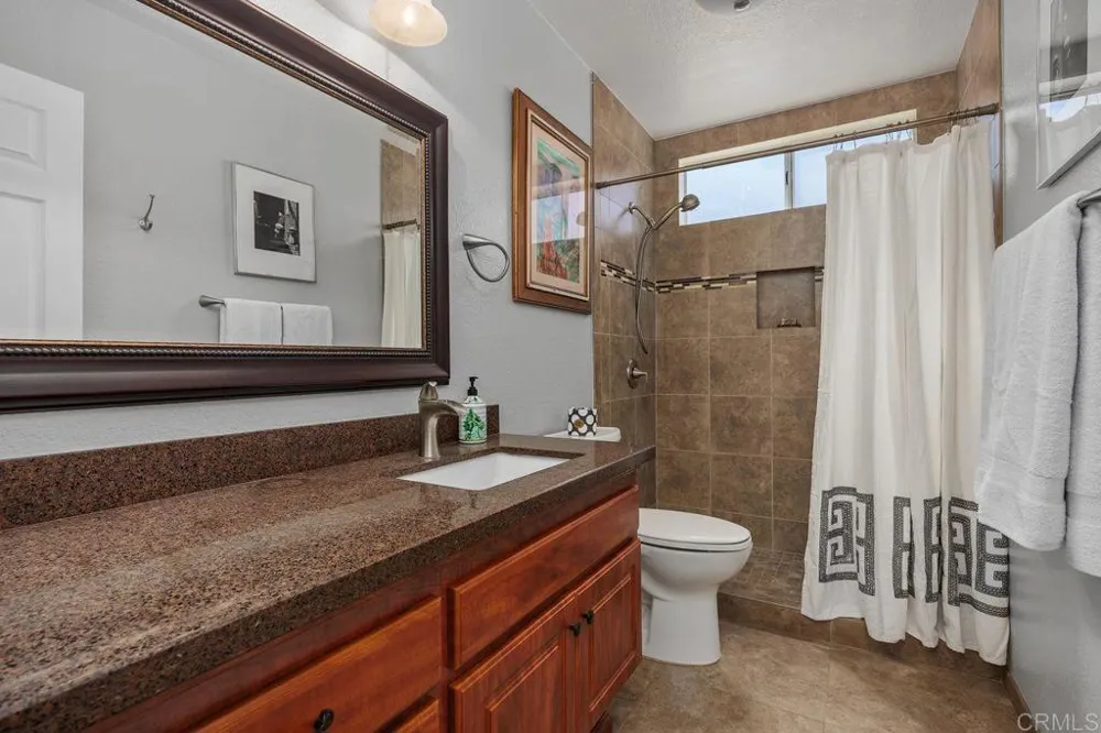 1434 Green Oak Road Vista, CA 92081