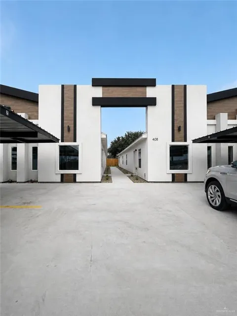 500 Emerald Avenue