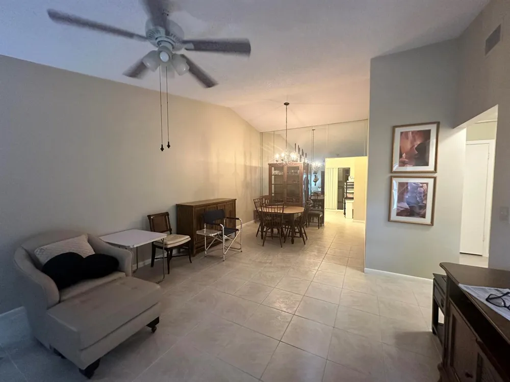 8184 SE Villa Way Hobe Sound, FL 33455