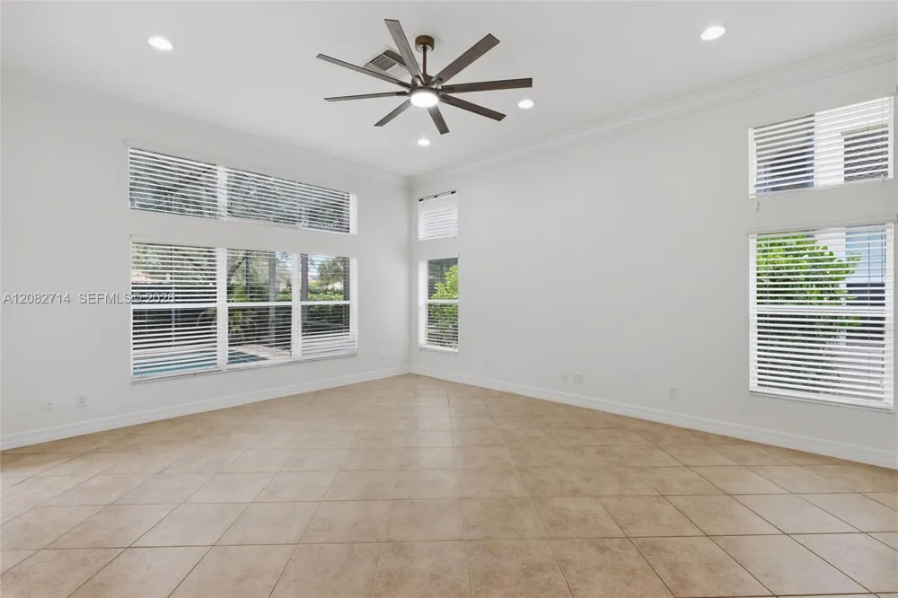 2009 Isla de Palma Cir Other City - In The State Of Florida, FL 34119