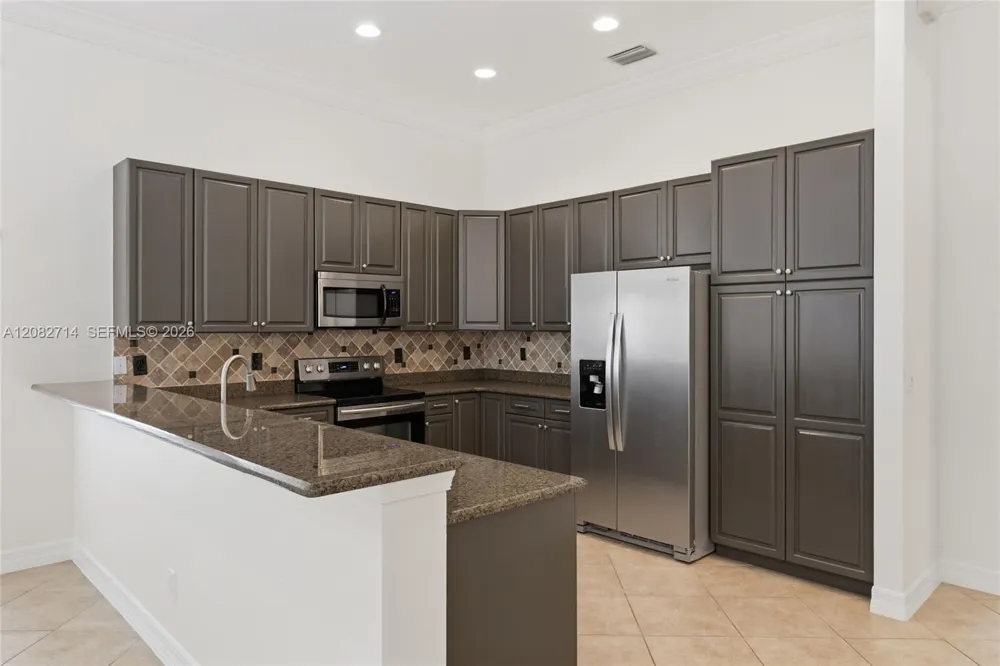 2009 Isla de Palma Cir Other City - In The State Of Florida, FL 34119