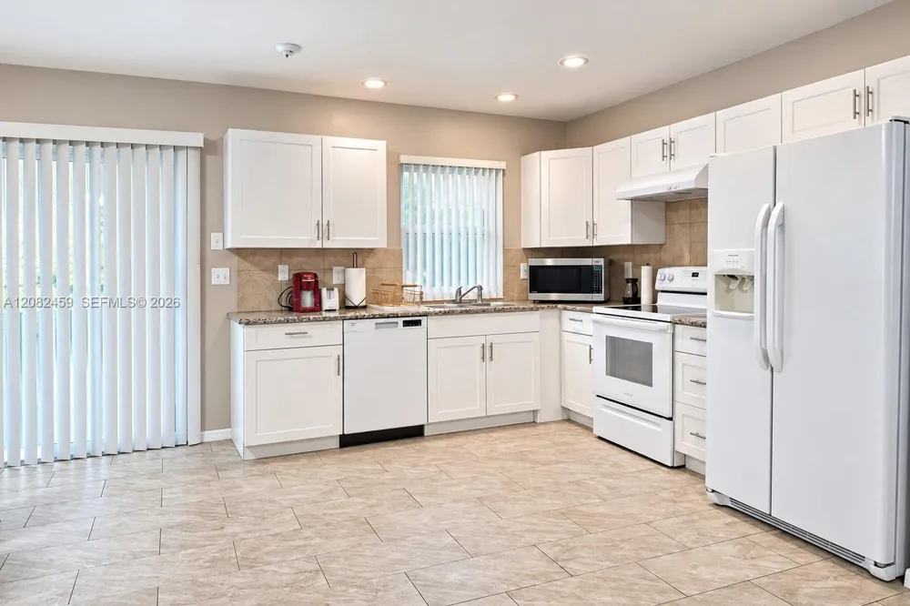 722 SE Thanksgiving Ave Port St. Lucie, FL 34984