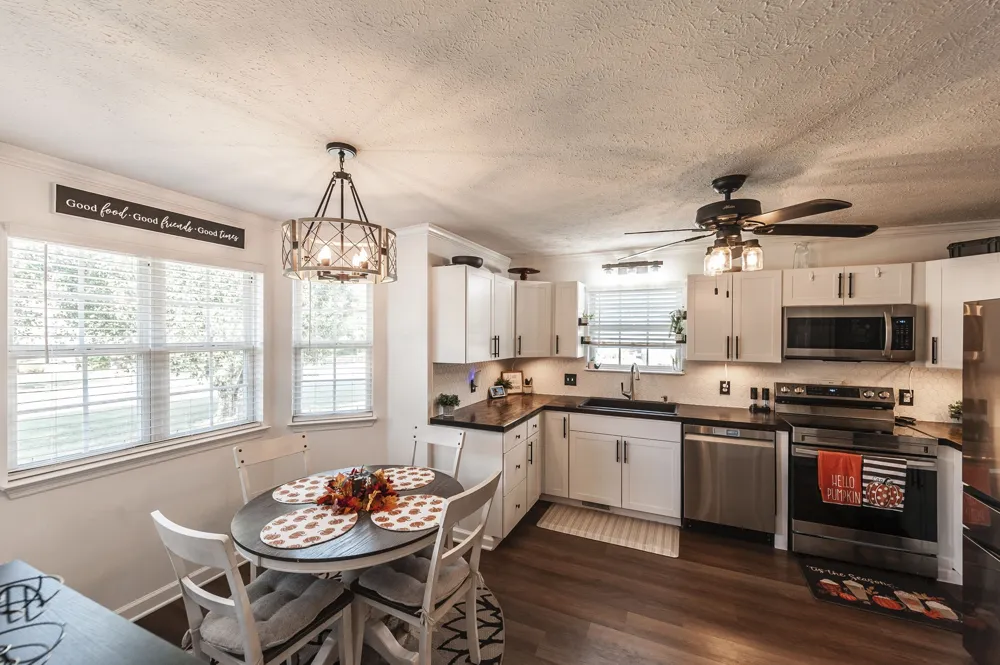 1026 Waters Edge Cir Mount Juliet, TN 37122