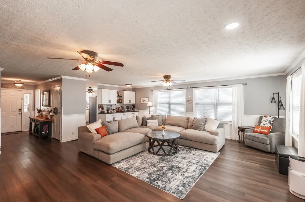 1026 Waters Edge Cir Mount Juliet, TN 37122