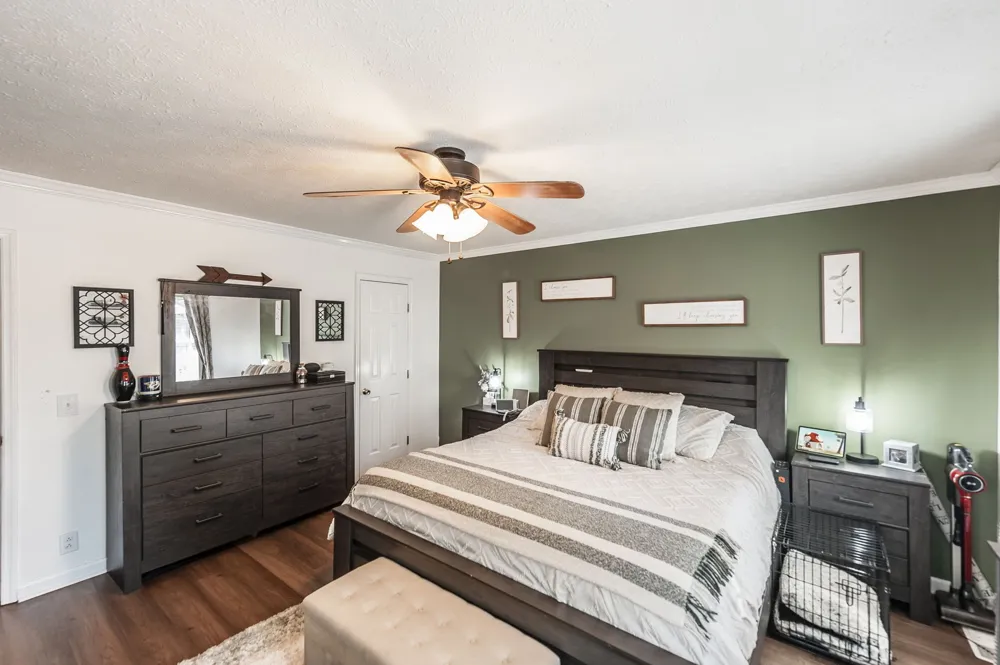 1026 Waters Edge Cir Mount Juliet, TN 37122