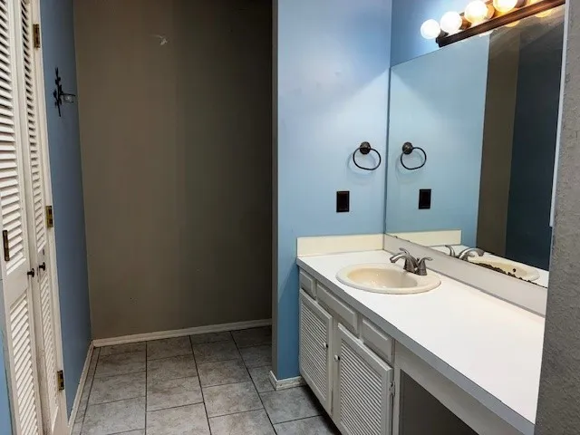8630 E 78th Street Tulsa, OK 74133